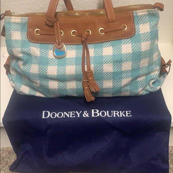 Dooney & Bourke Handbags - 🦋🦋Dooney & Bourke purse🦋🦋
